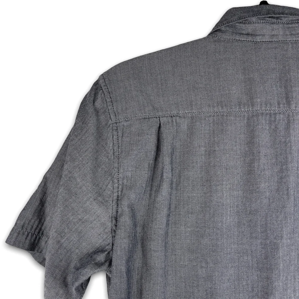 Vans Off The Wall | Short Sleeve Button Up Shirt Size Small - Picture 8 of 9